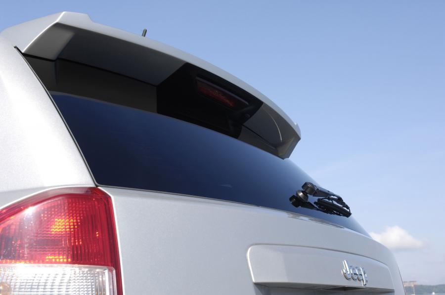  Jeep Compass 2007 года  (фото 34 из 100)